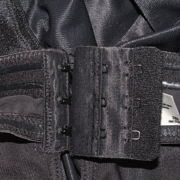 Flexees Black 36B Body Shapewear Molded Cup Underwire Adjustable Straps - Picture 5 of 8